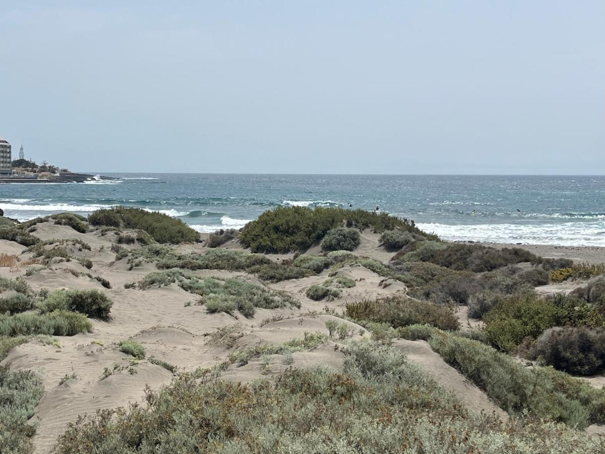 Los Martines Beachfront Ocean View Эль-Медано Экстерьер фото
